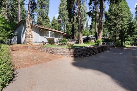 2765 Loyal Lane, Pollock Pines, California 95726, USA