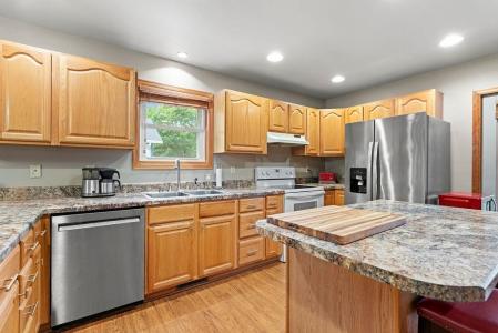 1630 Central Street, Oshkosh, Wisconsin 54901-2908, USA