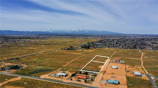 1 Via Seco St., Apple Valley, Californie 92308, États-Unis