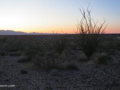 00 Arlington Rd, Yucca, Arizona 86438, Estados Unidos