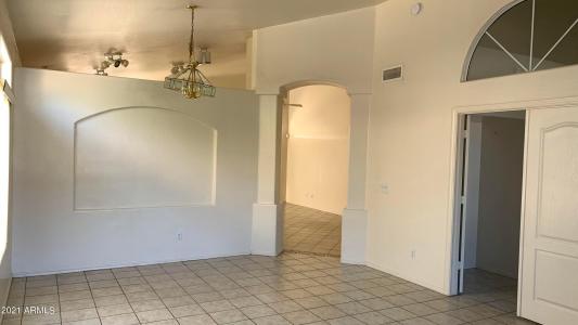 13757 W VERNON Avenue, Goodyear, Arizona 85395, USA