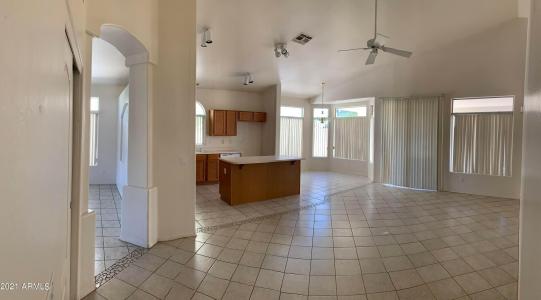 13757 W VERNON Avenue, Goodyear, Arizona 85395, USA