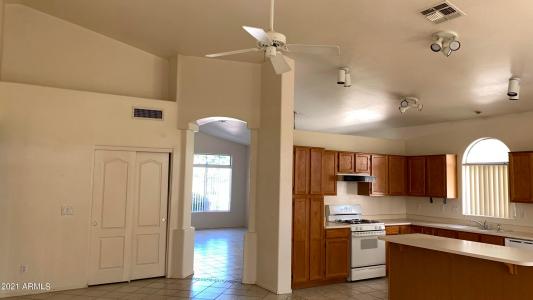 13757 W VERNON Avenue, Goodyear, Arizona 85395, USA