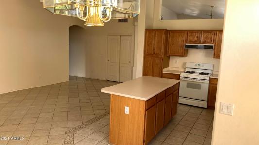 13757 W VERNON Avenue, Goodyear, Arizona 85395, USA