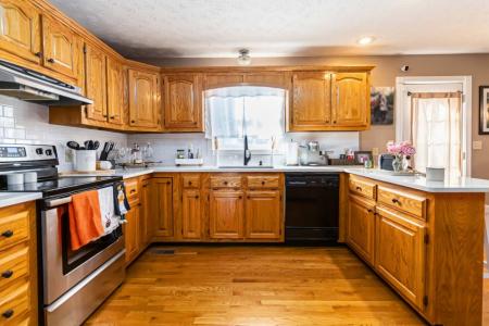 106 Fox Glove Circle, London, 肯塔基州 40741, 美國
