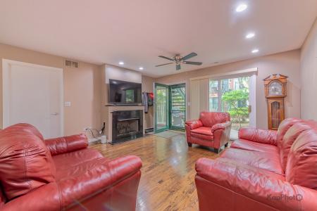 1812 S State Street , 28, Chicago, Illinois 60616, Estados Unidos