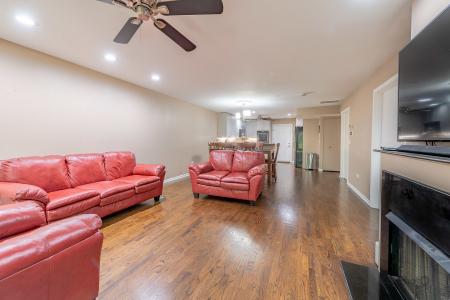 1812 S State Street , 28, Chicago, Illinois 60616, Estados Unidos