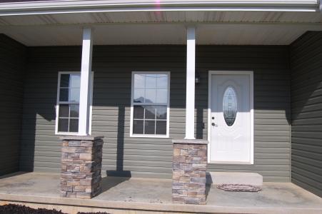 1002 E. Donna Dr., Poplar Bluff, Missouri 63901, USA