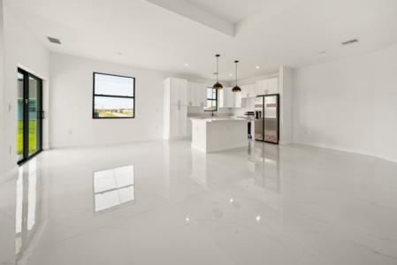 4521 NW 34th Street, Cape Coral, Florida 33993, Stati Uniti