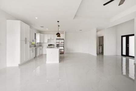 4521 NW 34th Street, Cape Coral, Florida 33993, Stati Uniti