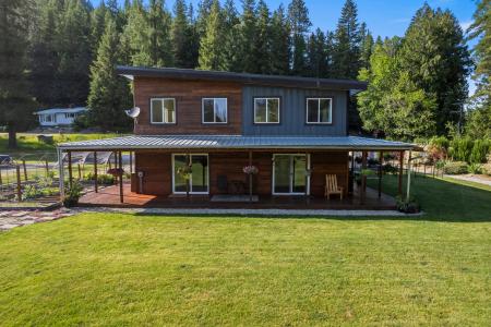 925 Lower Pack River Rd, Sandpoint, Idaho 83864, HOA KỲ