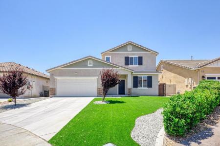 29305 Catalpa, Lake Elsinore, California 92530, USA