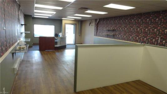 598 Carolina Ave #Right, Chester, 西弗吉尼亚州 26034, 美国
