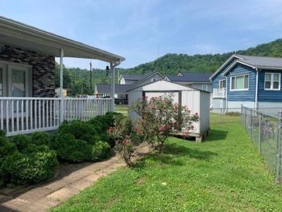 15 Newberry Lane, Inez, 캔터키 41224, 미국
