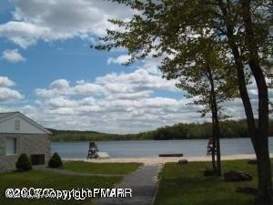 11 Cheilo Path, Pocono Lake, بنسلفانيا 18347, الولايات المتحدة