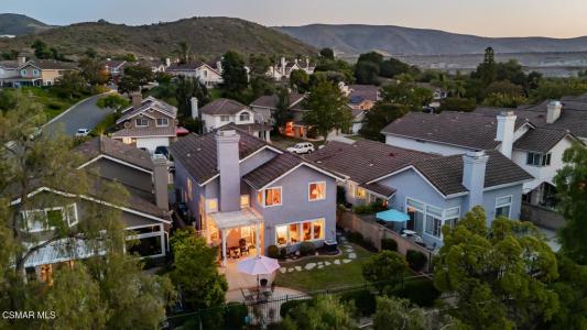 717 Warrendale Street, Simi Valley, קליפורניה 93065, ארצות הברית של אמריקה