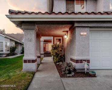 717 Warrendale Street, Simi Valley, קליפורניה 93065, ארצות הברית של אמריקה