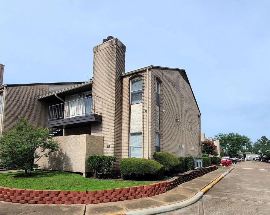 2021 Spenwick Drive Unit #511, Houston, Texas 77055