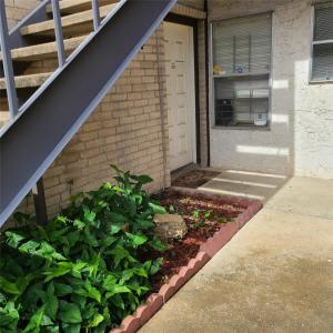 2021 Spenwick Drive Unit #513, Houston, Texas 77055