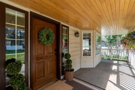 15308 W Bluegrass Rd, Nine Mile Falls, Вашингтон 99026, Соединенные Штаты