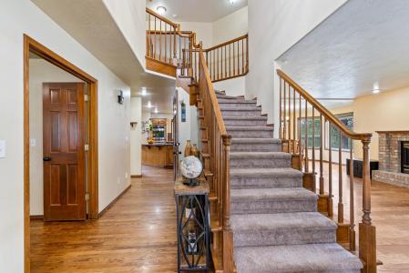 15308 W Bluegrass Rd, Nine Mile Falls, Вашингтон 99026, Соединенные Штаты