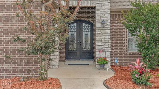 828 Laura Lea, Jonesboro, Arkansas 72401, USA