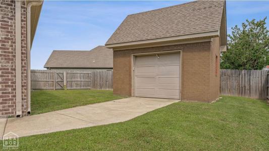 828 Laura Lea, Jonesboro, Arkansas 72401, USA