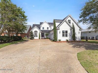 2502 Country Club Drive, Lynn Haven, Florida 32444, USA
