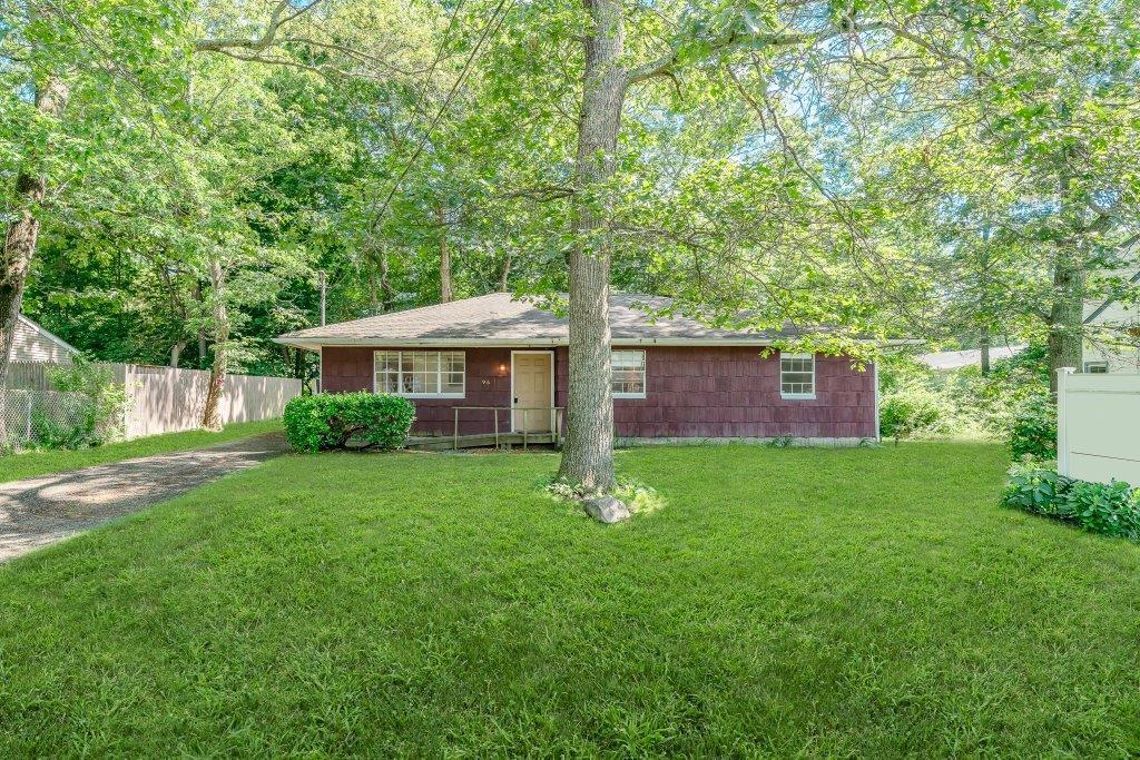 96 Norfleet Lane, Coram, Nowy Jork 11727, USA