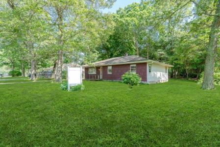 96 Norfleet Lane, Coram, Nowy Jork 11727, USA
