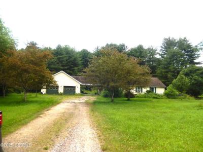 32 Schoolhouse Road, Benton, Pennsylvania 17814, USA