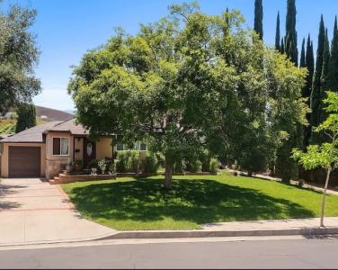 14658 Maclay Street, San Fernando, California 91345, USA