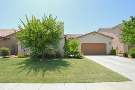 1056 Encino Avenue, Clovis, Californie 93619, États-Unis