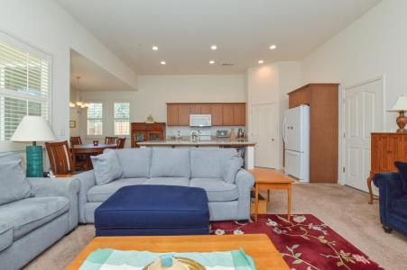 1056 Encino Avenue, Clovis, Californie 93619, États-Unis