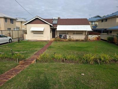 6 Pearl Road, Cloverdale, WA 6105, Australia