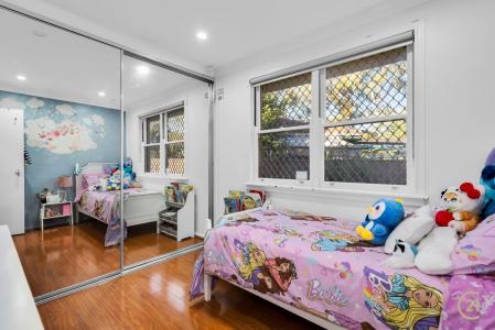 11 Ballarat Place, Cartwright, NSW 2168, Australia