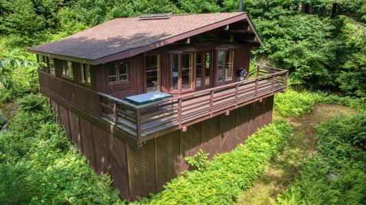 7499 Lac-des-Écorces, Barkmere, Quebec J0T 1A0, Canada