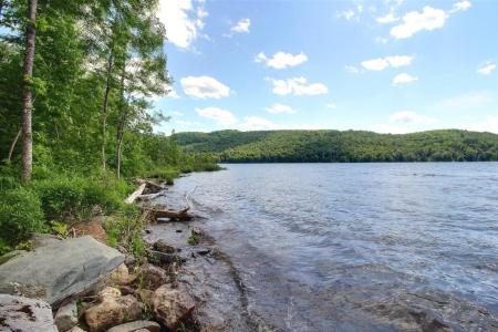 220 Route 289, Saint-Marc-du-Lac-Long, Quebec G0L 1T0, Canadá
