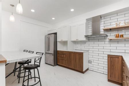 313-315  6e Avenue, Montréal (LaSalle), קוויבק H8P 2L5, קנדה 