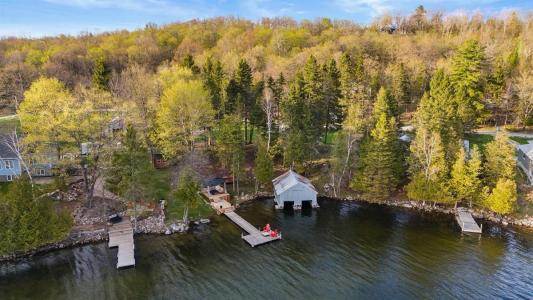 53  Ch. Doane, La Pêche, Québec J0X 1A0, Canada