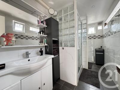 Tourcoing, Nord-Pas-de-Calais 59200, France