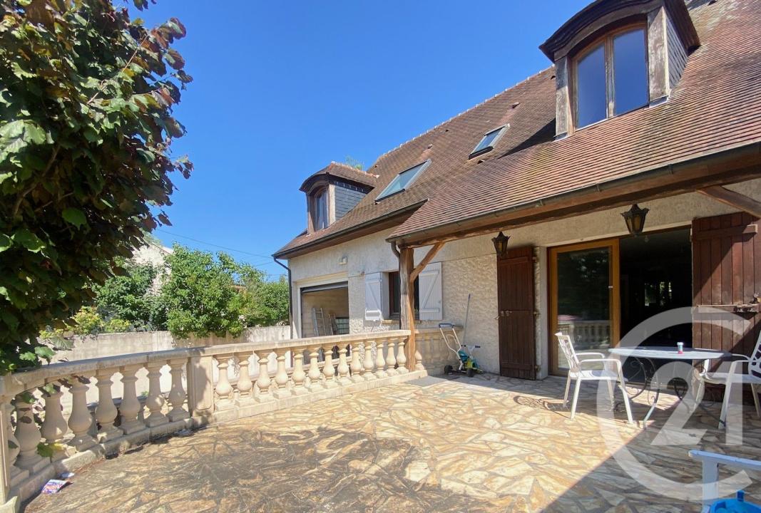 Pontault Combault, Île-de-France 77340, Pháp