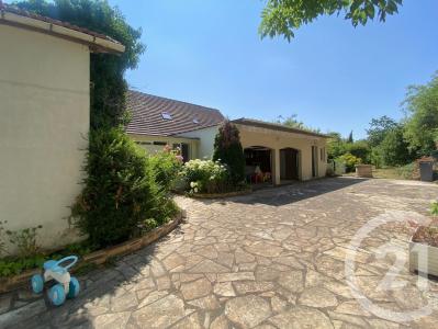 Pontault Combault, Île-de-France 77340, Pháp