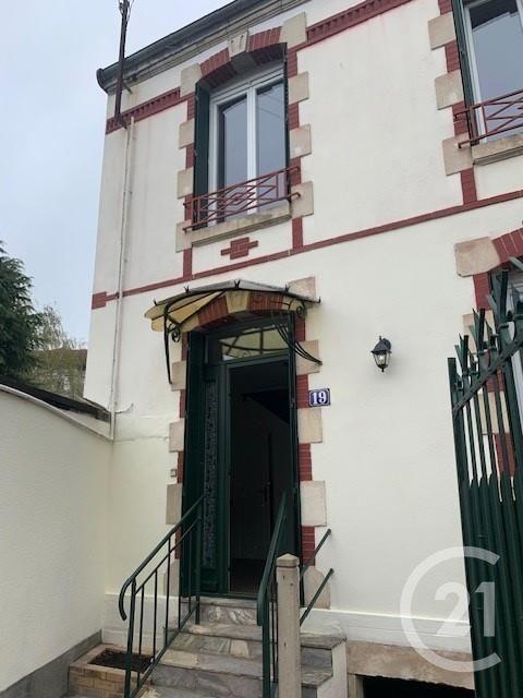 Montlucon, Auvergne 03100, France