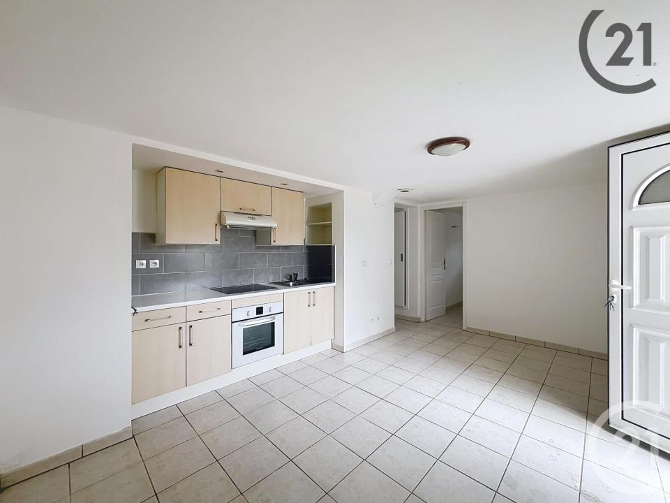 Melun, Île-de-France 77000, France