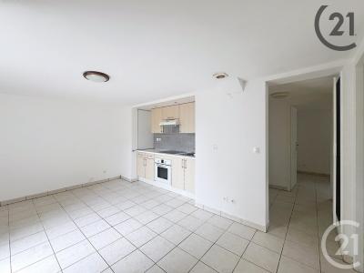 Melun, Île-de-France 77000, France