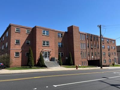 32 Cook Avenue A16, Meriden, Connecticut 06451, USA