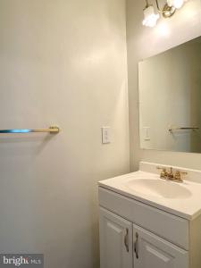 8305 Sunnyside Court, Manassas Park, Virginia 20111, Estados Unidos