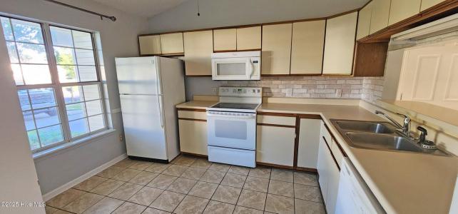 310 Celtic Ash Street, Sneads Ferry, North Carolina 28460