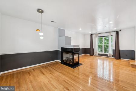 1541 Northern Neck Drive Unit# 202, Vienna, Вирджиния 22182, Соединенные Штаты